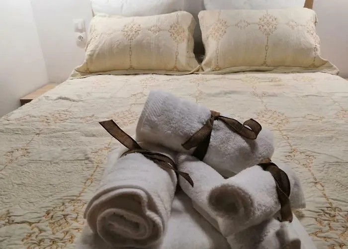 The Little Gem Under The Rocks *